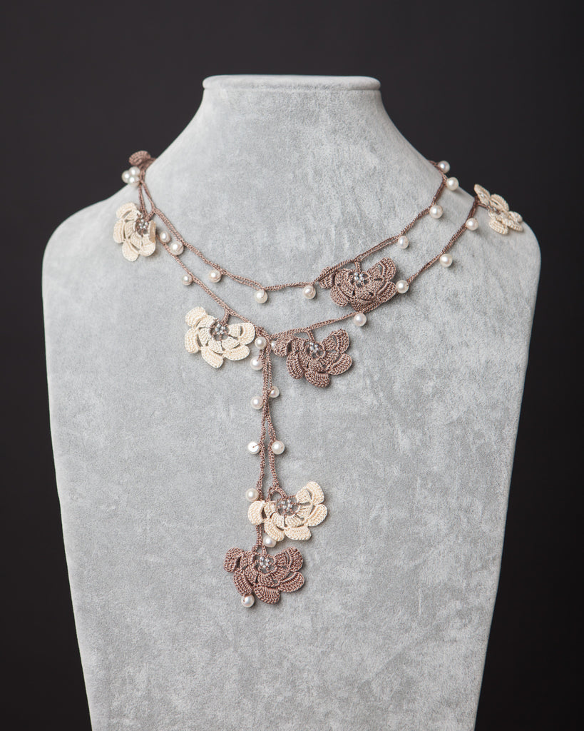 Pearl Lariat with Fan Motif - Beige and Brown